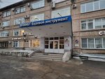 Novie Okna (Karpinskogo Street, 24), windows