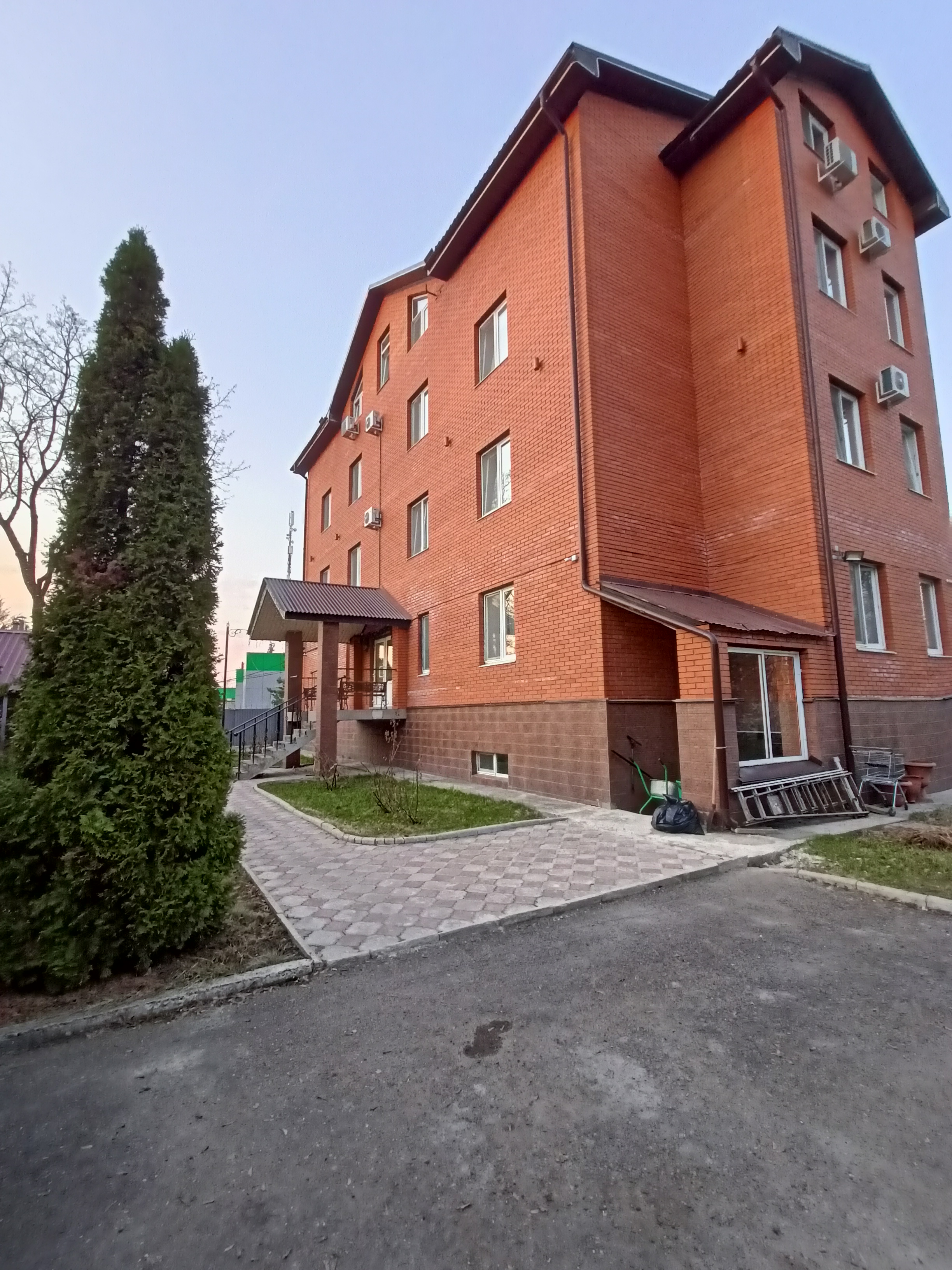 Фото Грин Стар