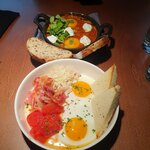 Луна и Черепаха (Svobody Street, 173), restaurante