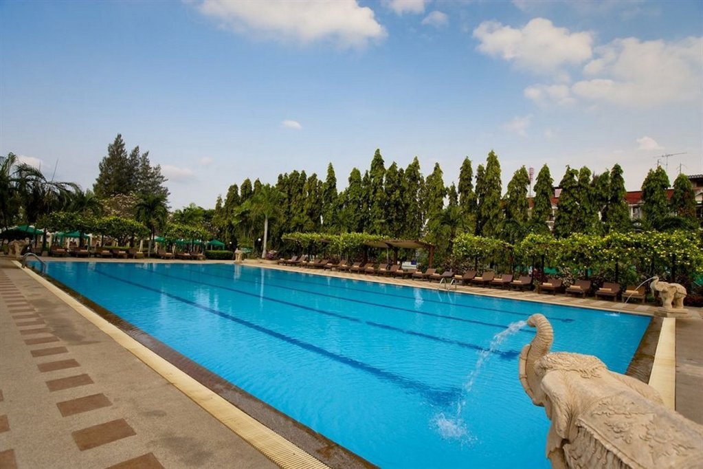 Фото Pinnacle Grand Jomtien Resort