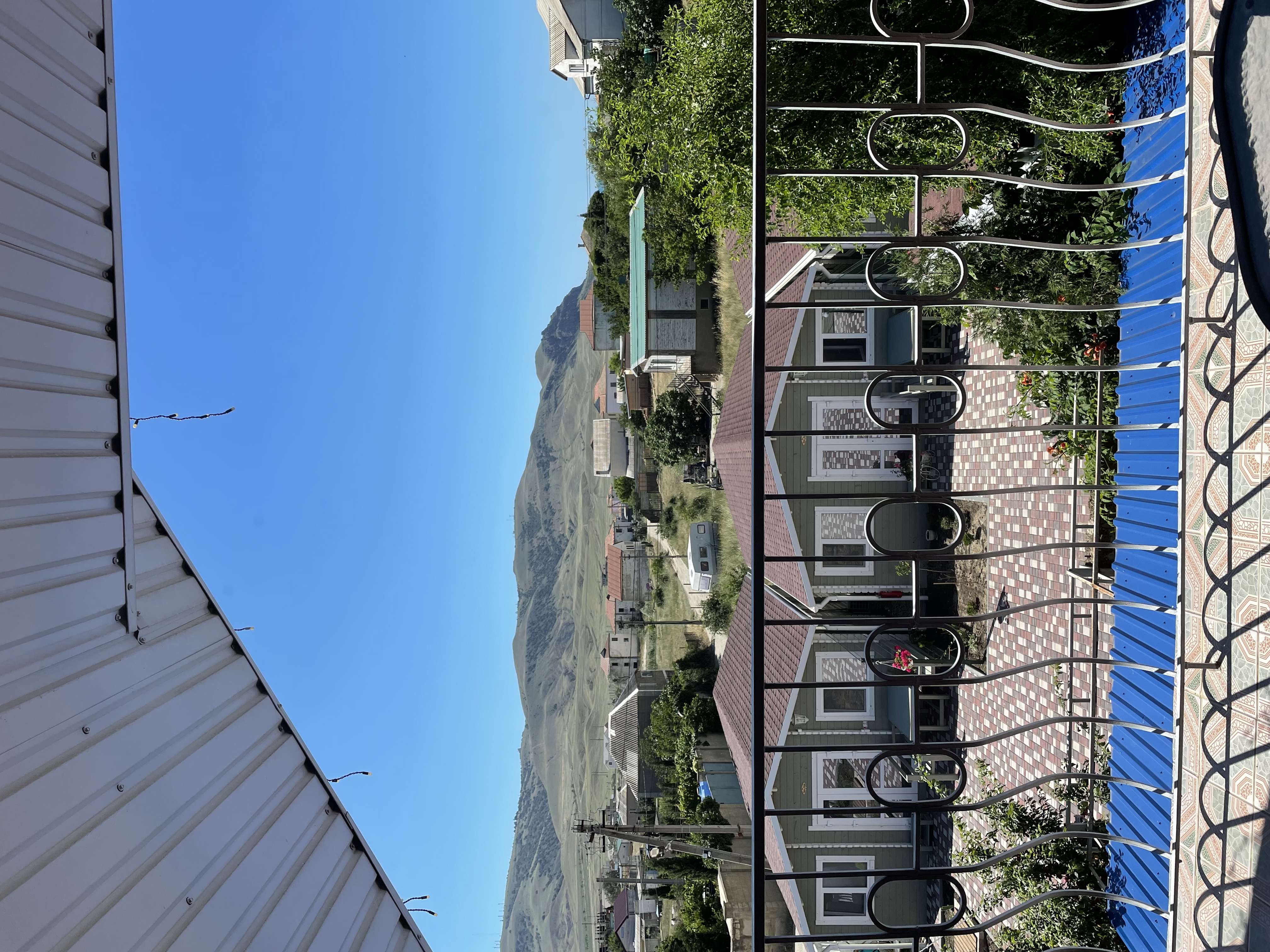 Фото Меганом