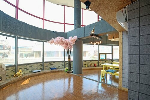 Гостиница Dashim Guest House в Кунсане