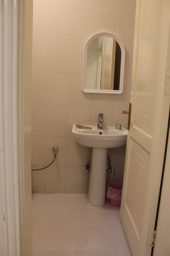 Фото Dar Al Zahib Furnished Units