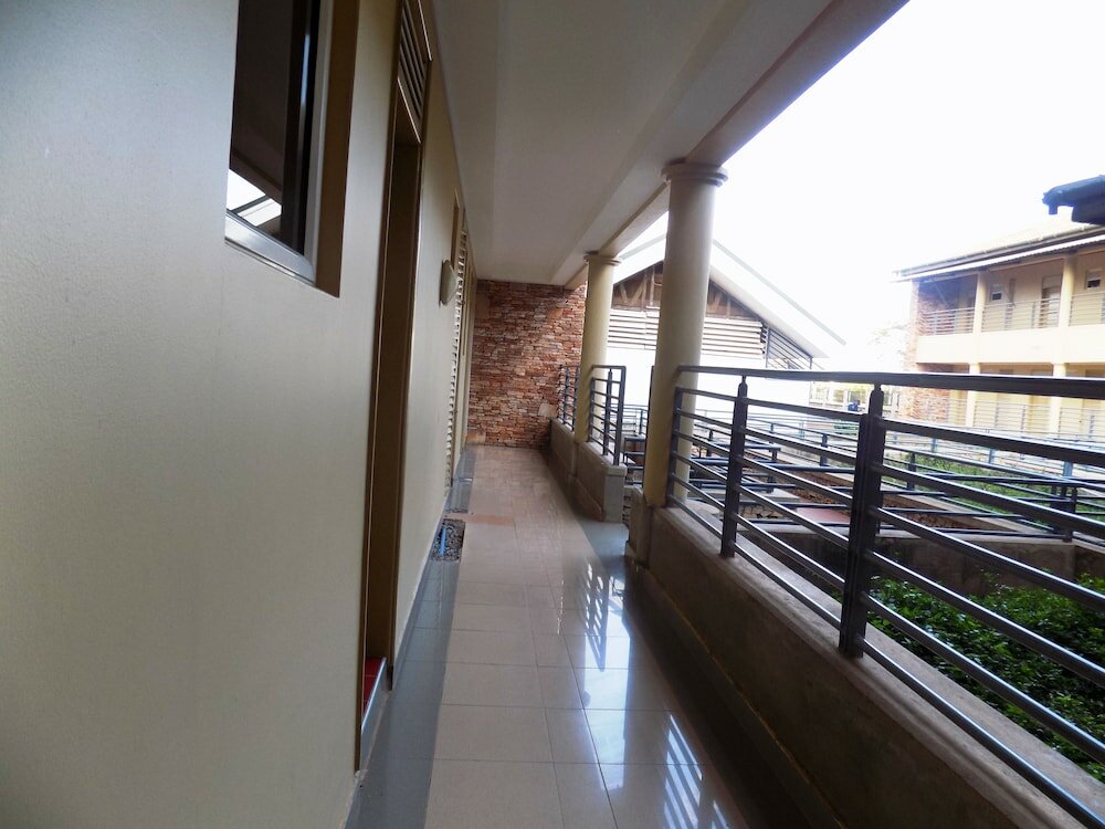 Фото Soroti Hotel