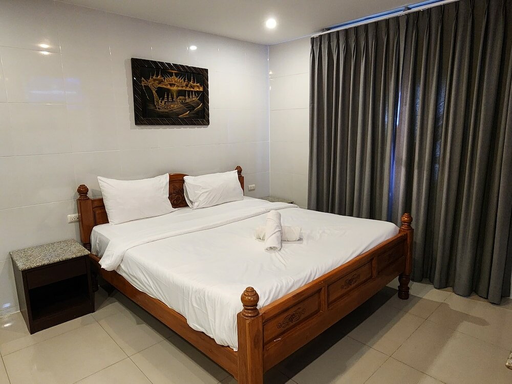 Фото Patong Dynasty Royal Hotel