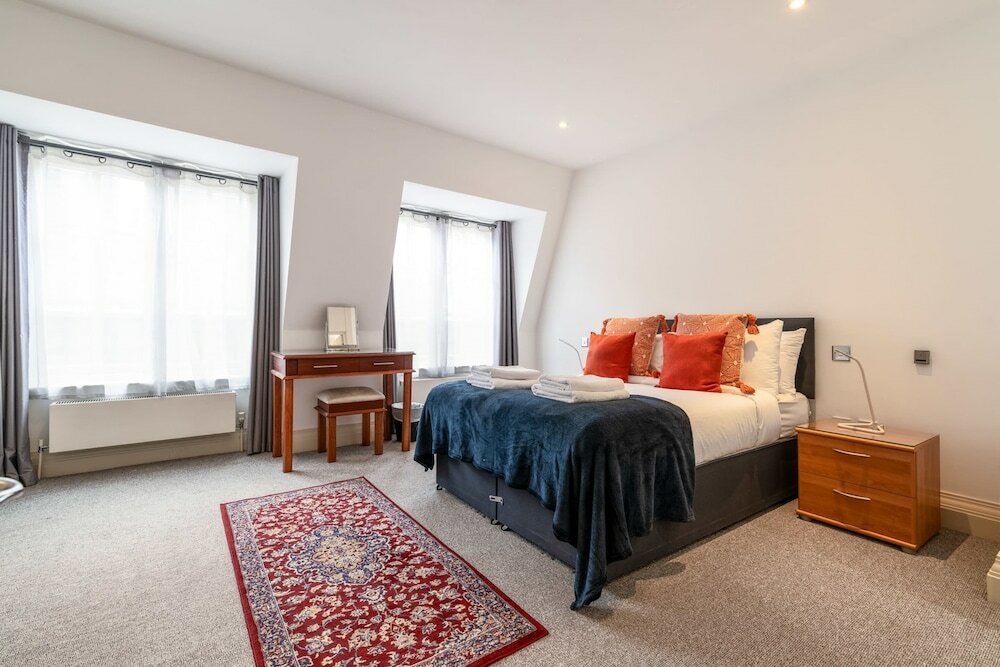 Фото Gorgeous Marylebone House