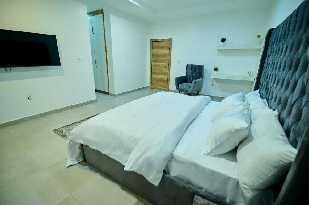 Фото Hendon Luxury Apartment