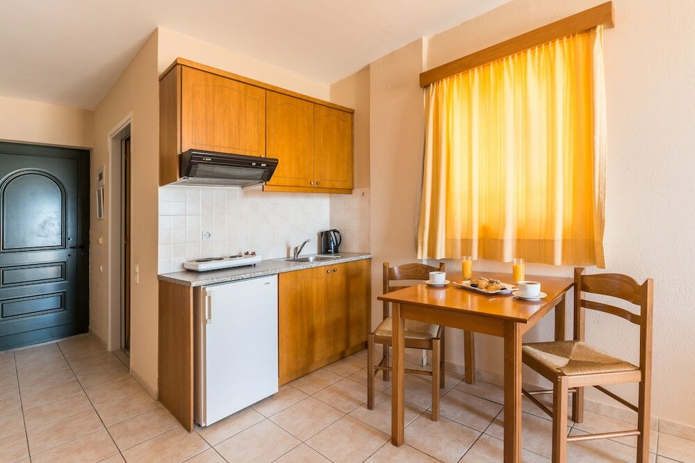 Фото Asterias Village Resort