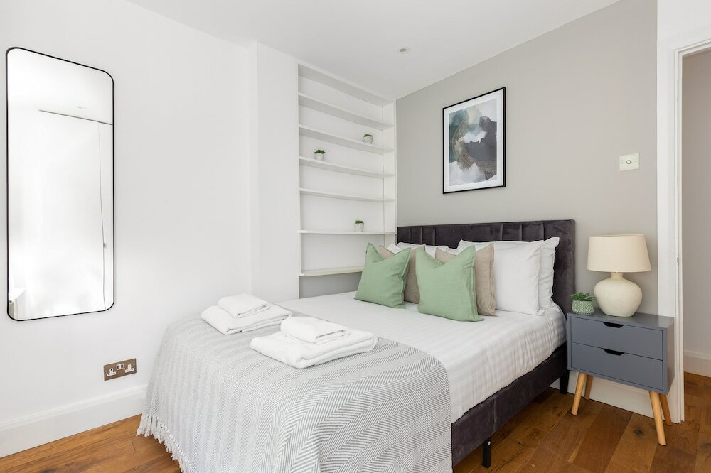 Фото The Abbey Road Apartments