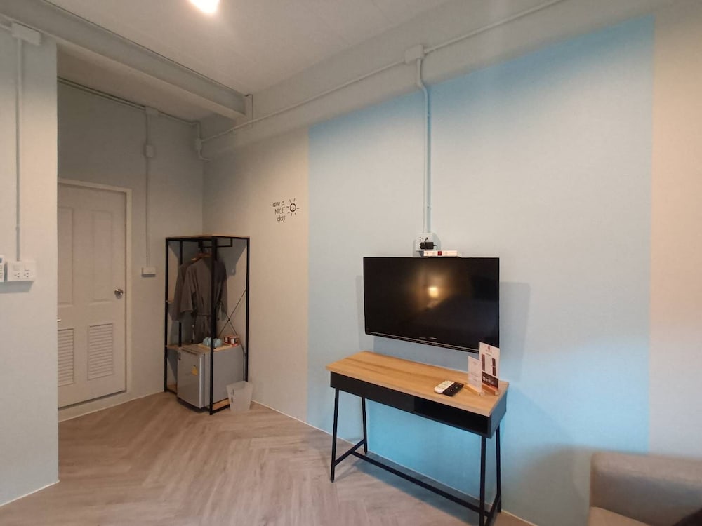 Фото Into The Town