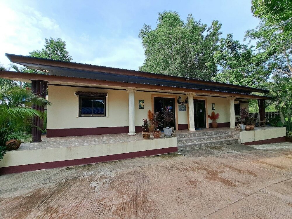 Фото Ban Kiang Fah Resort Chongmek