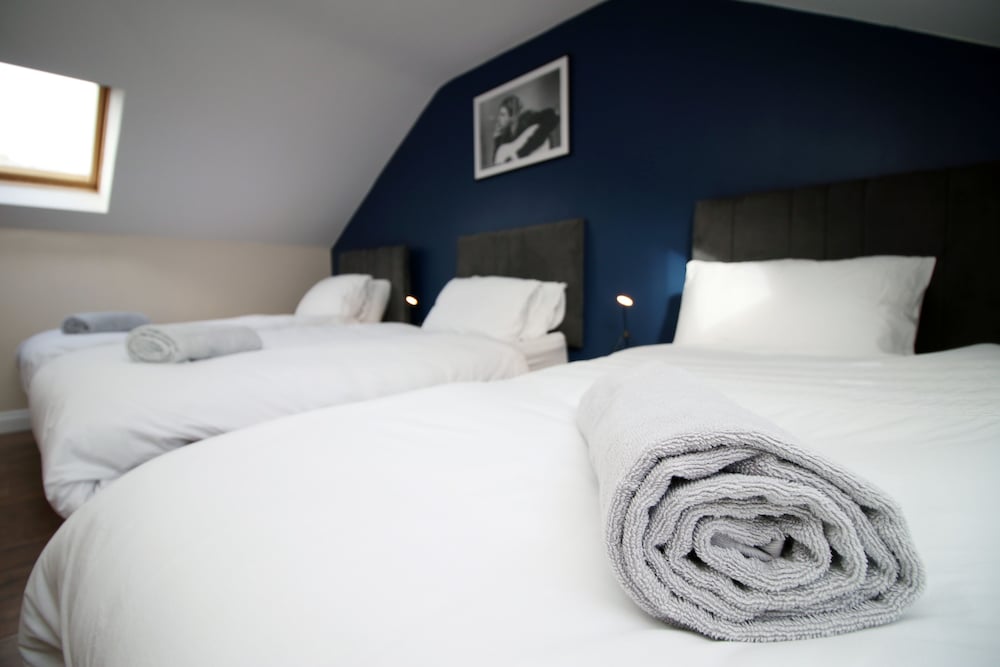 Фото Karah Suites - Church Road II