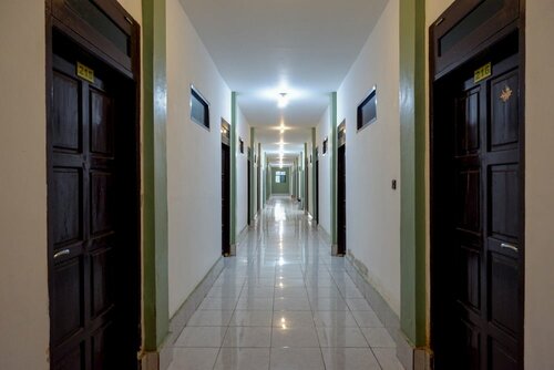 Гостиница RedDoorz Syariah @ Hotel Wisma Indonesia Kendari