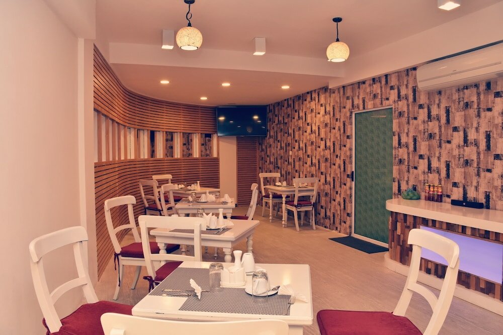 Фото Local Escape Boutique