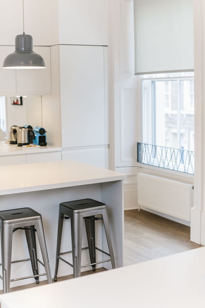 Фото Urban Quarters Serviced Apartments