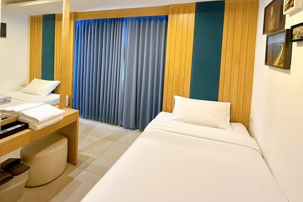 Фото The Bedrooms Hostel Pattaya