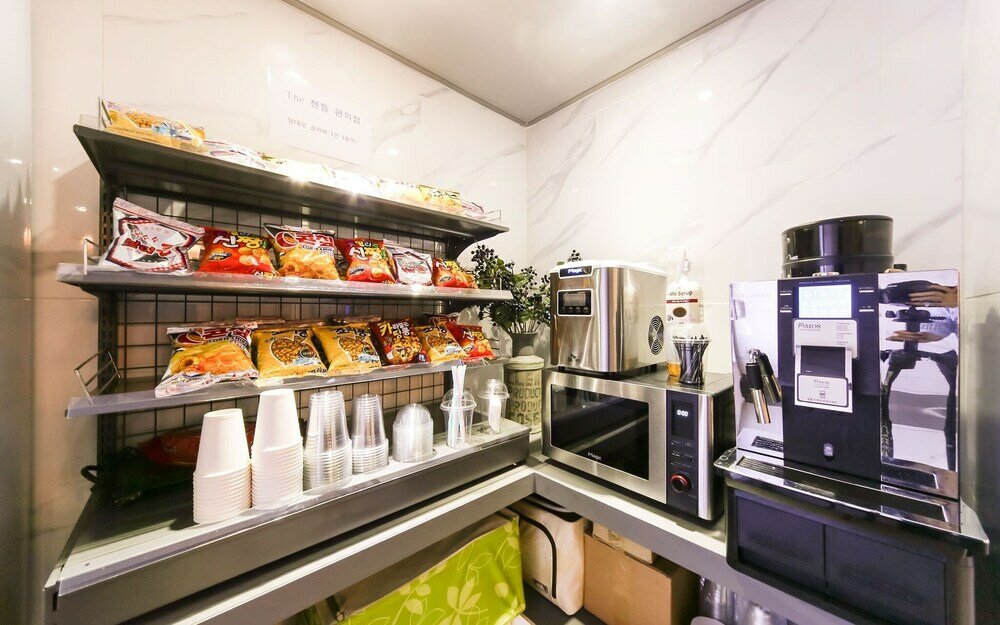 Фото Gimhae Eobangdong The Gentle Hotel