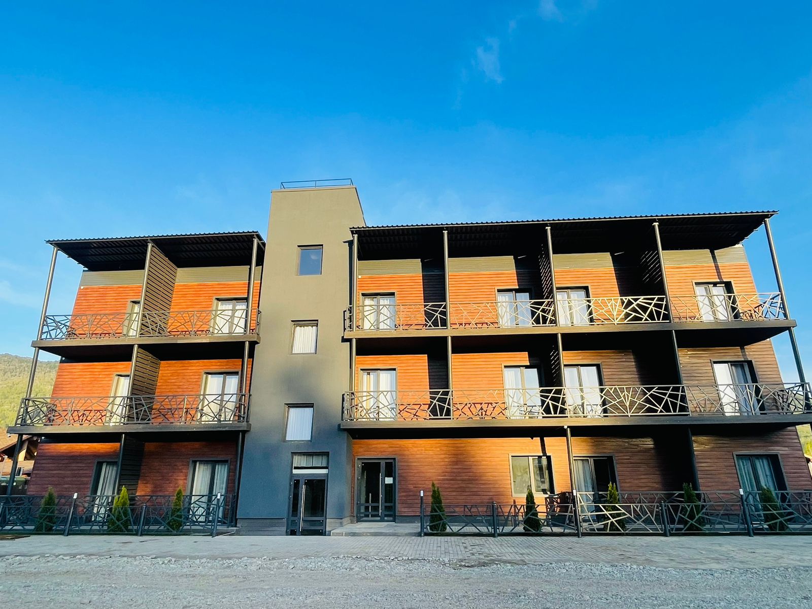 Фото отеля 2