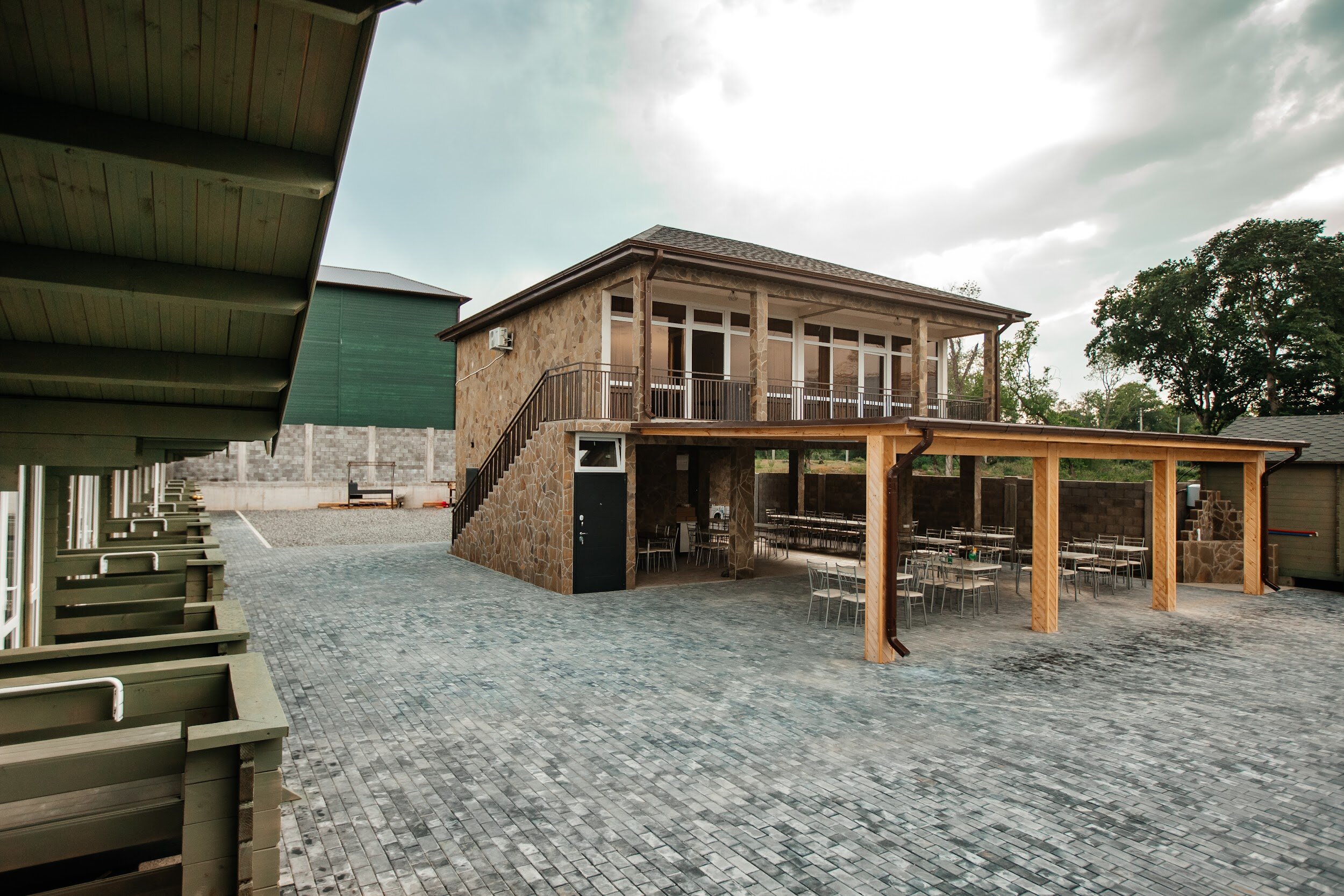 Фото отеля 2