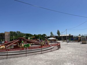 Barekamutyan Park (Shirak Region, Gyumri, Barekamutyan Park), amusement park