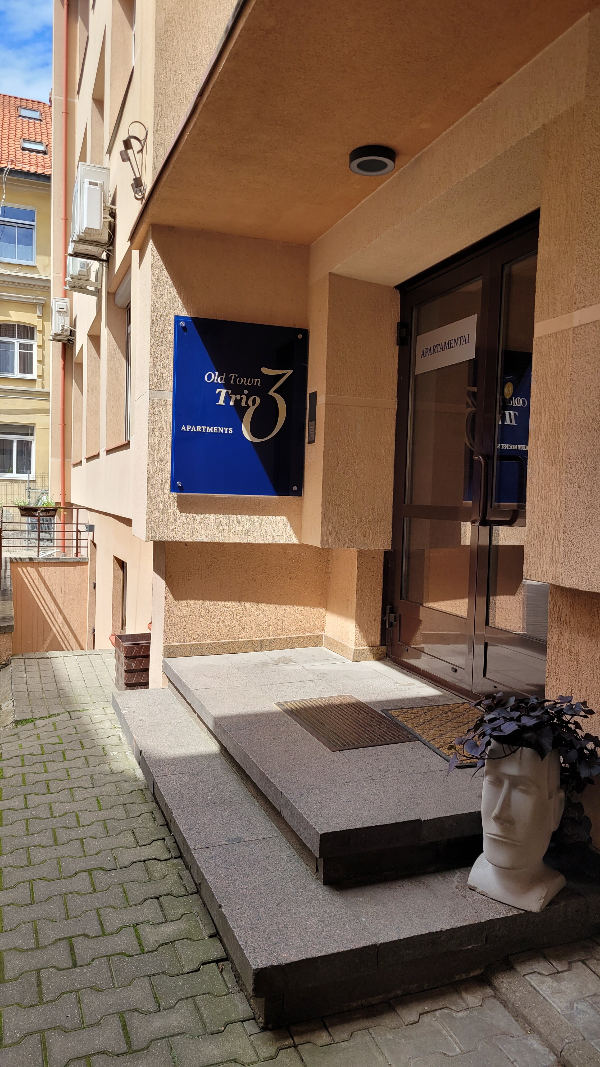 Фото Old Town Trio Hotel