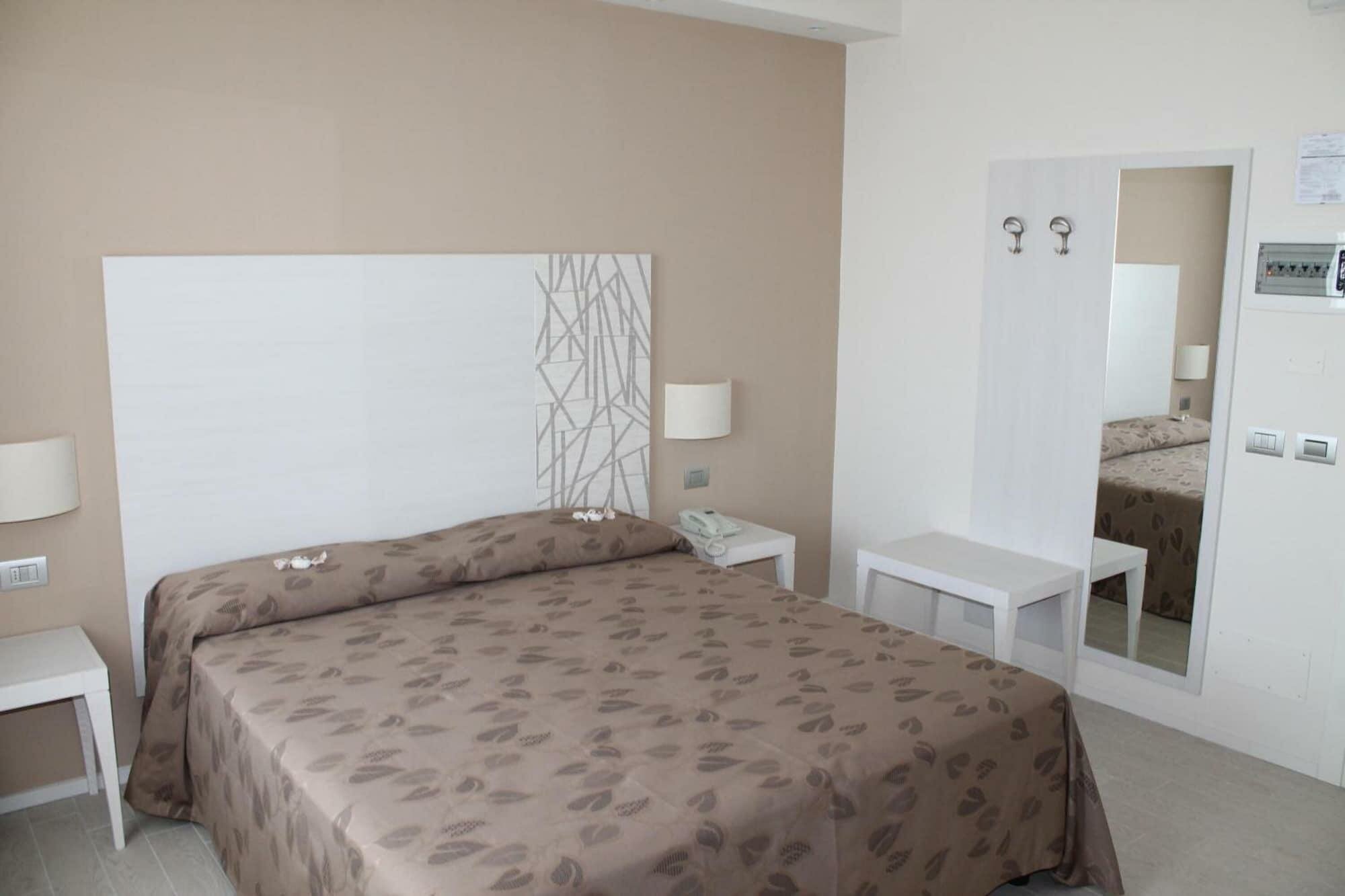 Фото Hotel Mariano