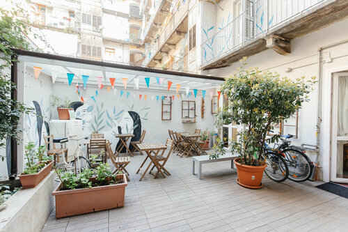 Внешний вид отеля Tomato Backpackers Hotel в Турине, фото 1