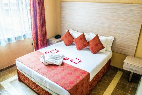 Гостиница Waterbuck Hotel в Накуру