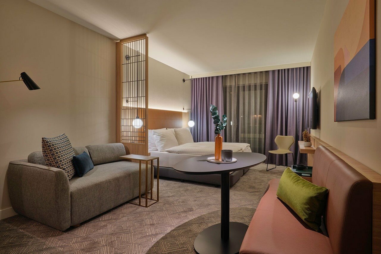 Фото Adina Apartment Hotel Dusseldorf