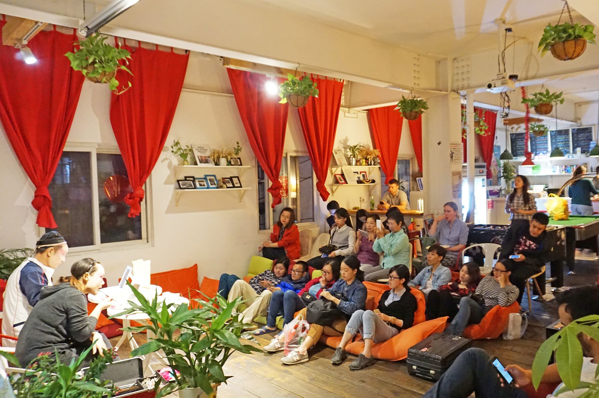 Фото Chengdu Flipflop Hostel