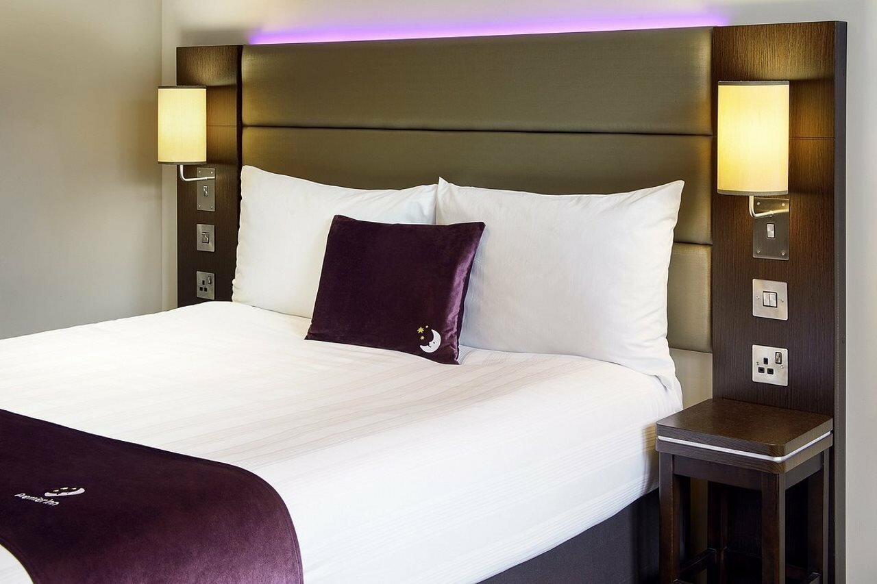 Фото Premier Inn Southampton Airport Hotel