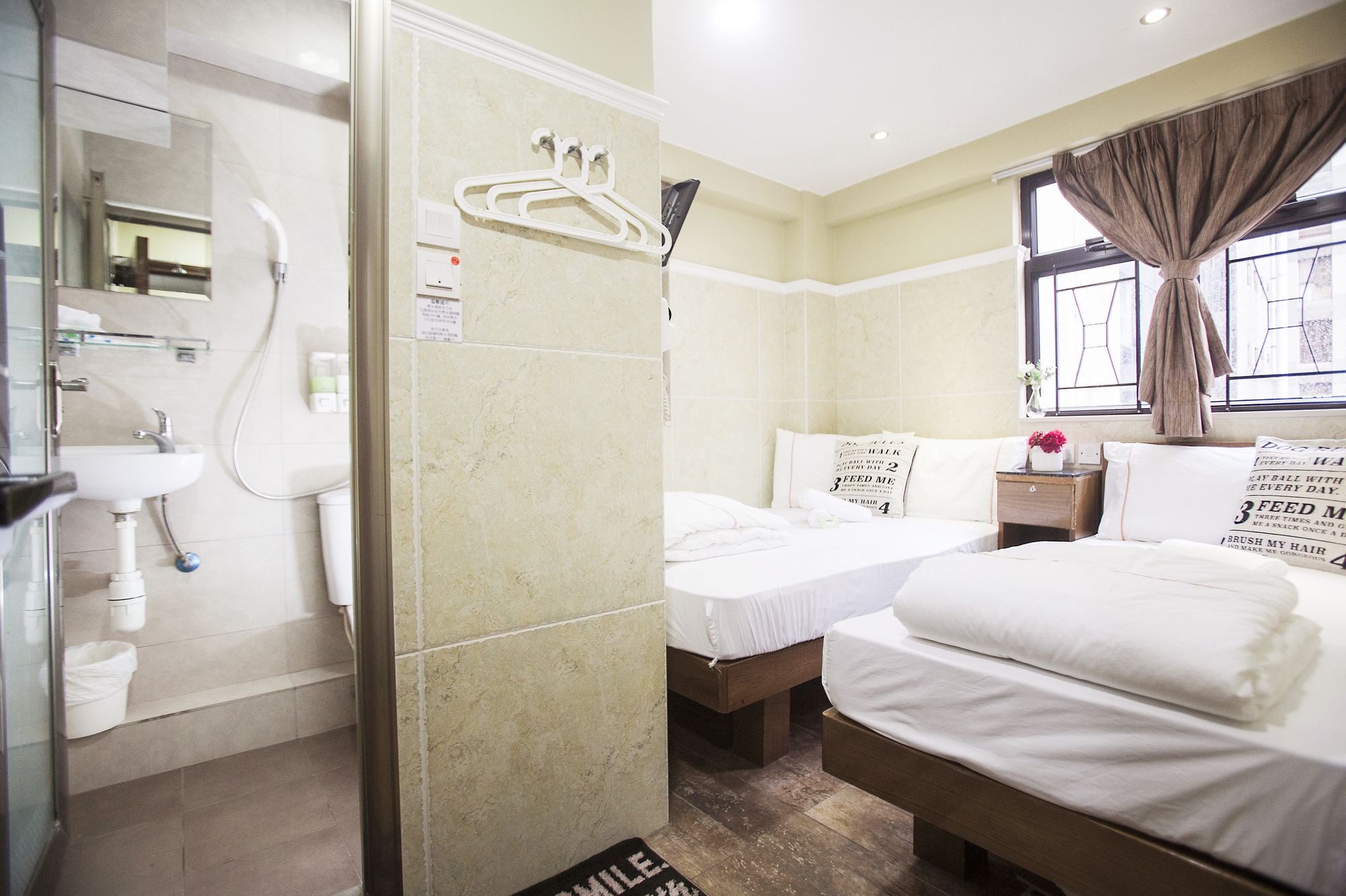 Фото Happy Peach Guest House