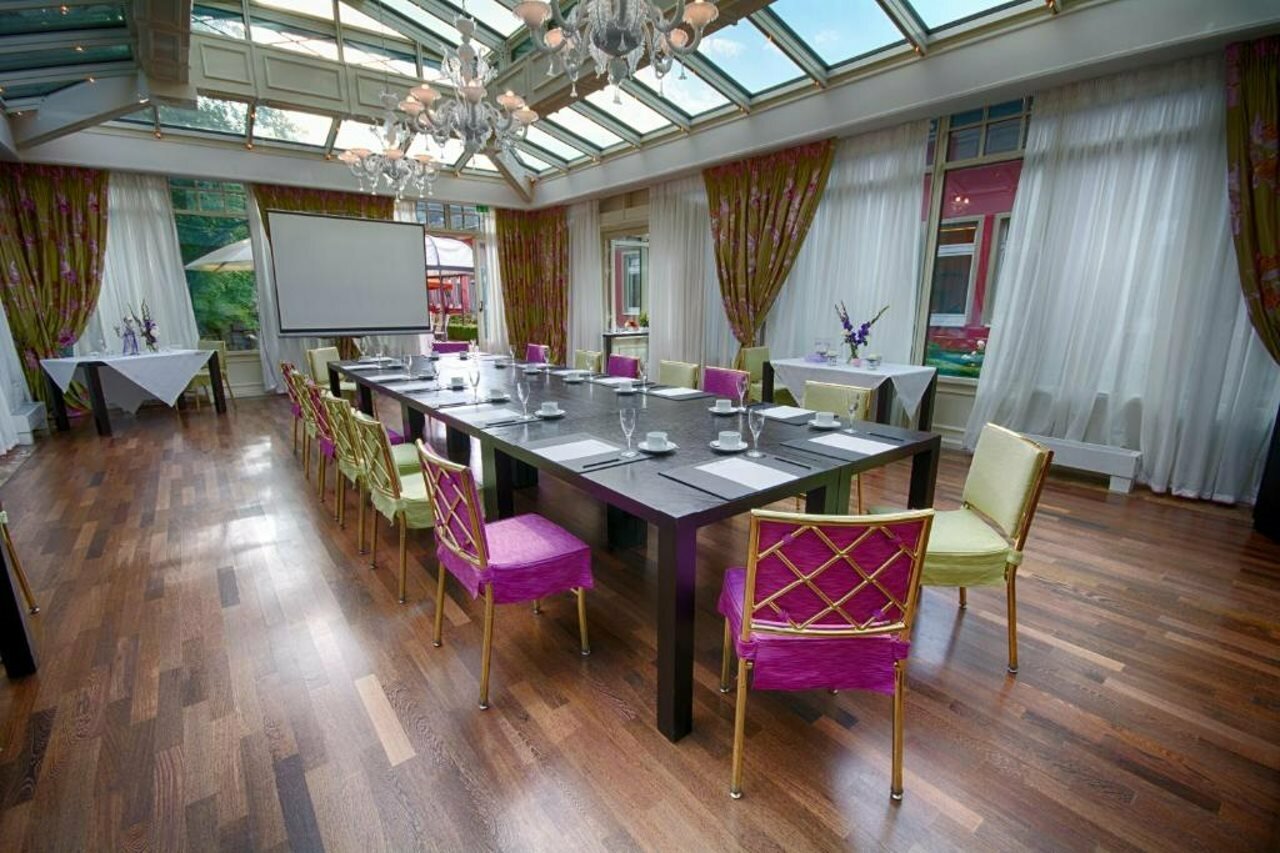 Фото Campus Garden Businesshotel