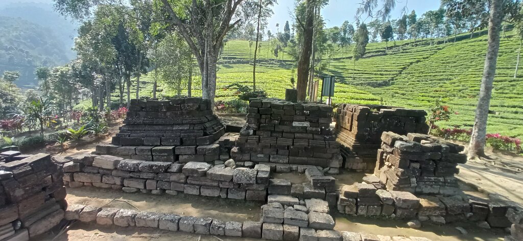 Landmark, attraction Candi Sirahkencong, East Java, photo