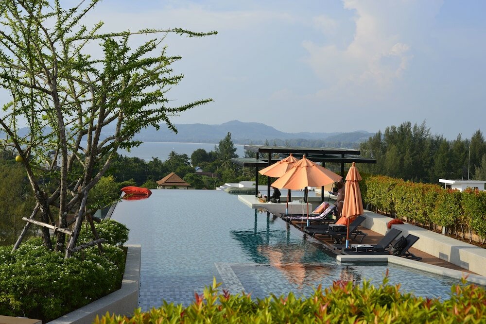 Фото 6th Avenue Surin Beach