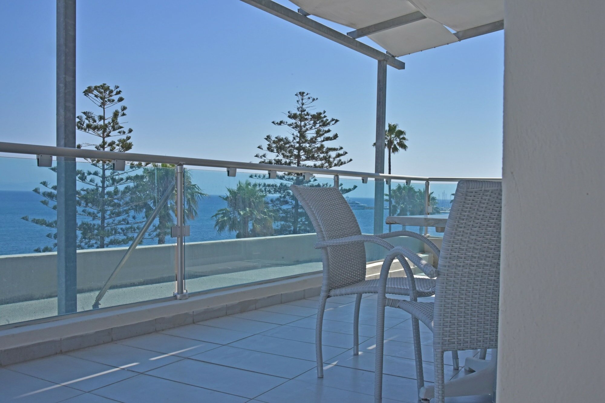 Фото Bristol Sea View Apartments