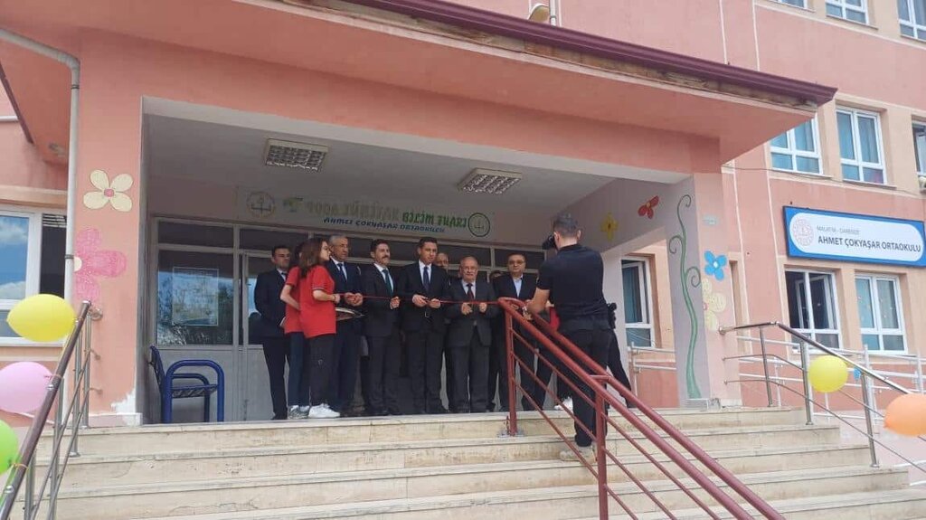School Ahmet Cokyasar Middle School, Darende, photo