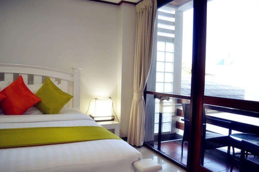 Фото Baan Pa Ploy