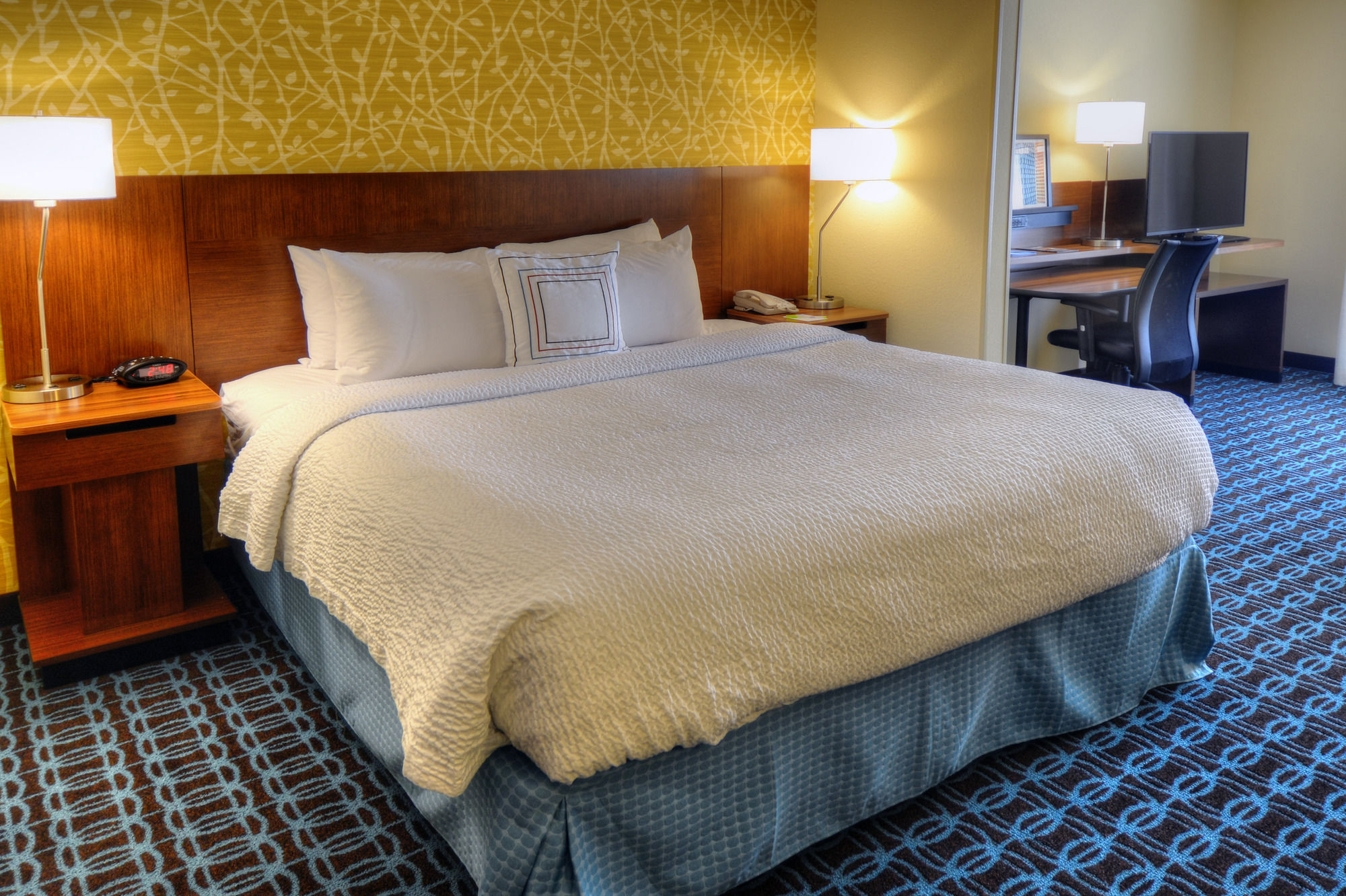 Фото Fairfield Inn & Suites by Marriott Princeton