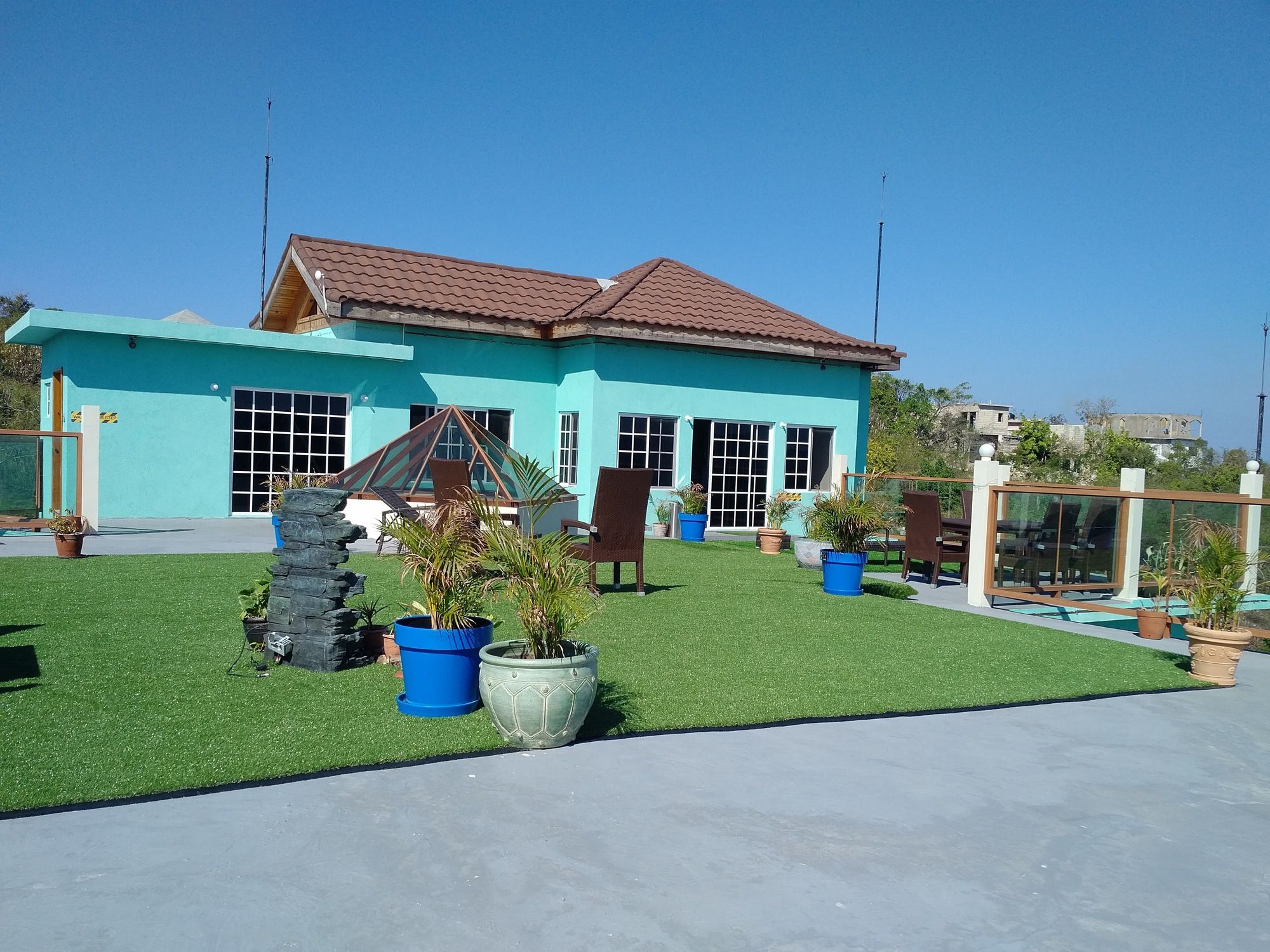 Фото Negril Sky Blue Resorts