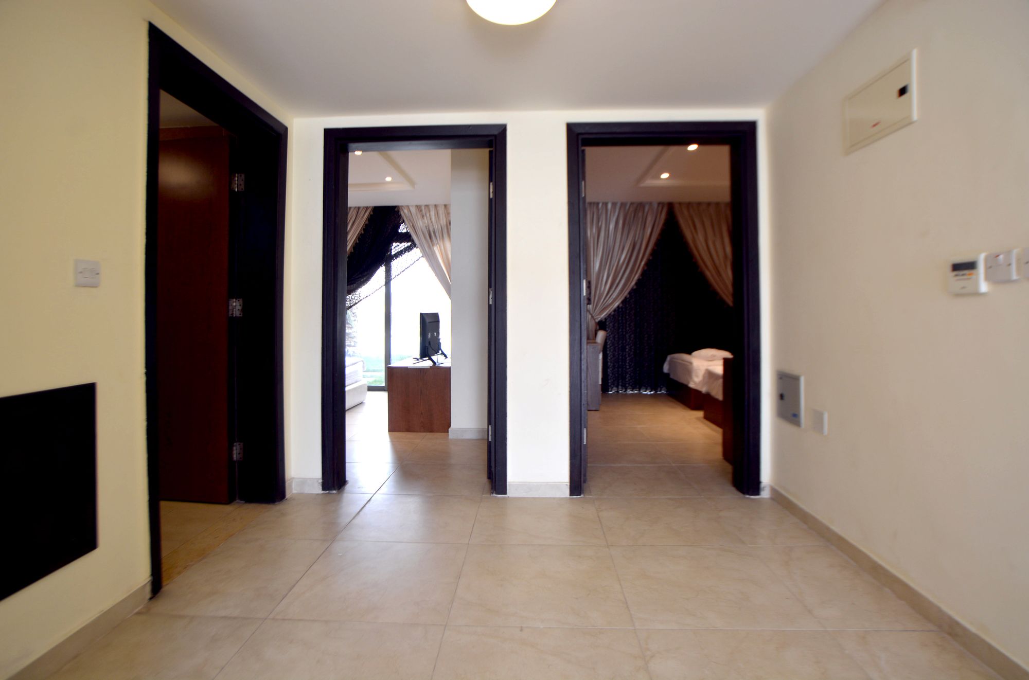 Фото Public Security Hotel & Chalets