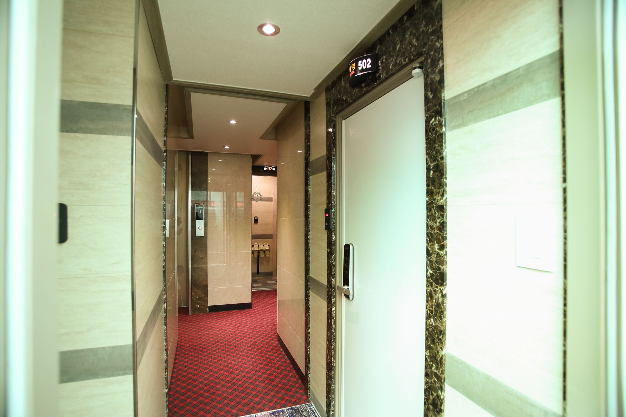 Фото Daeyoung Hotel Seoul