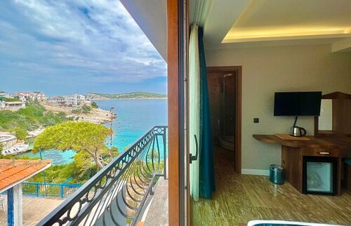 Гостиница Karaburun Akvaryum Butik Otel в Карабуруне