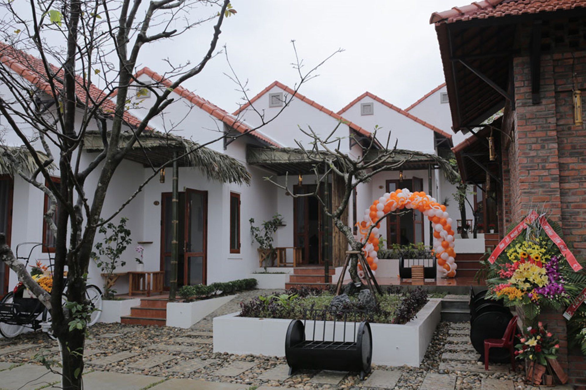 Фото Hue Riverside Villa