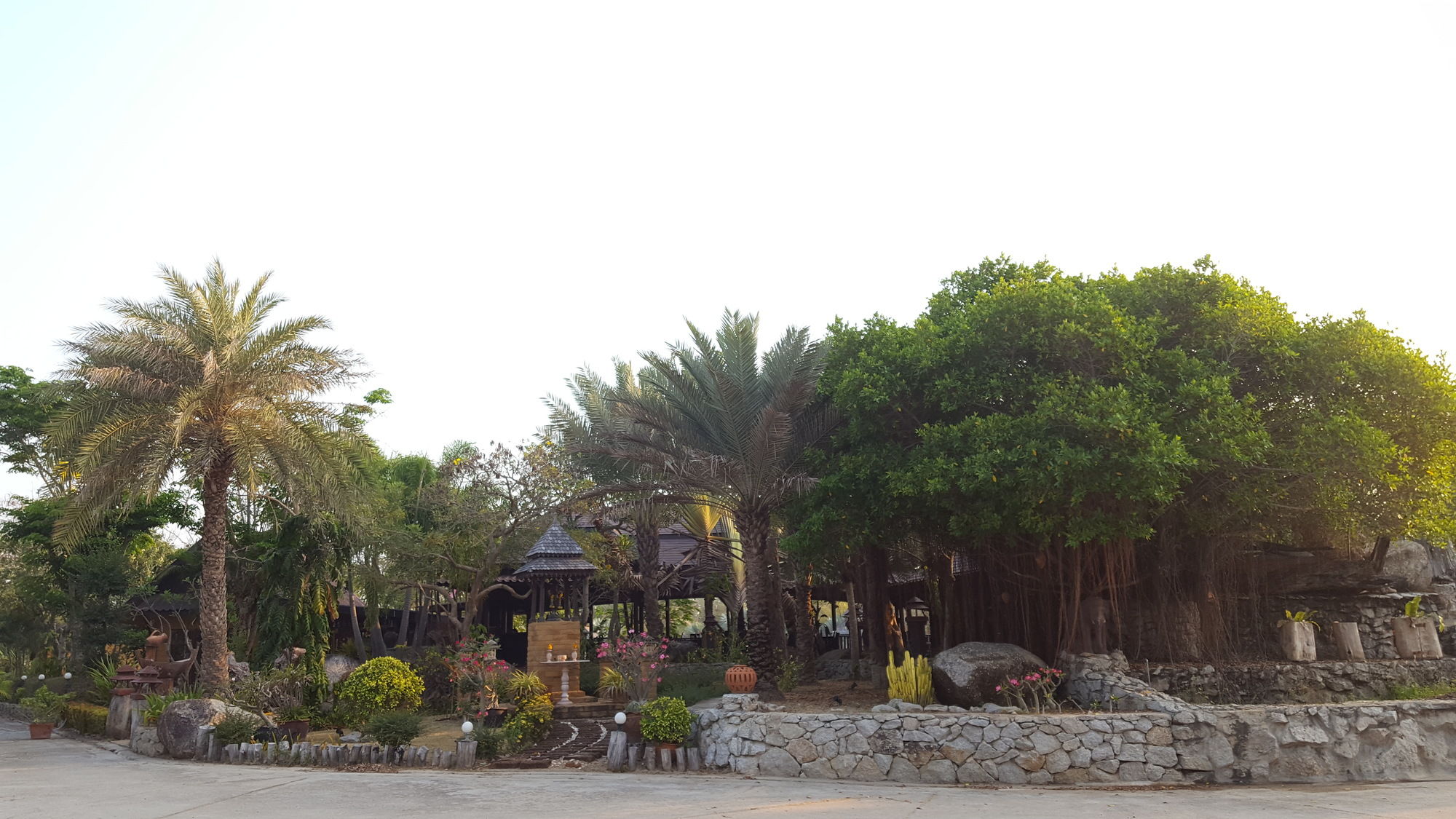 Фото Prachuab Garden View Resort