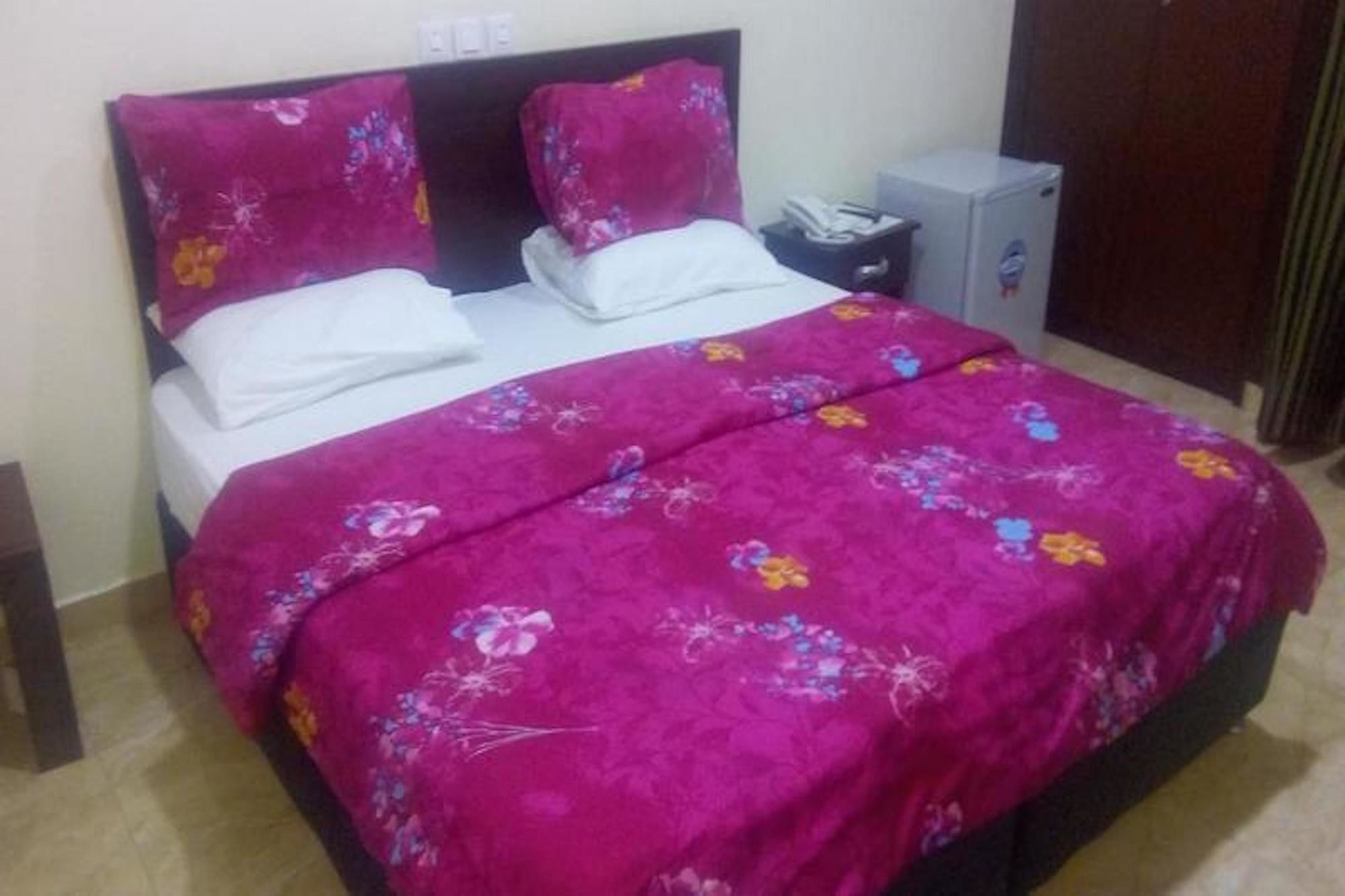 Фото Hymax Grace Hotel and Suites