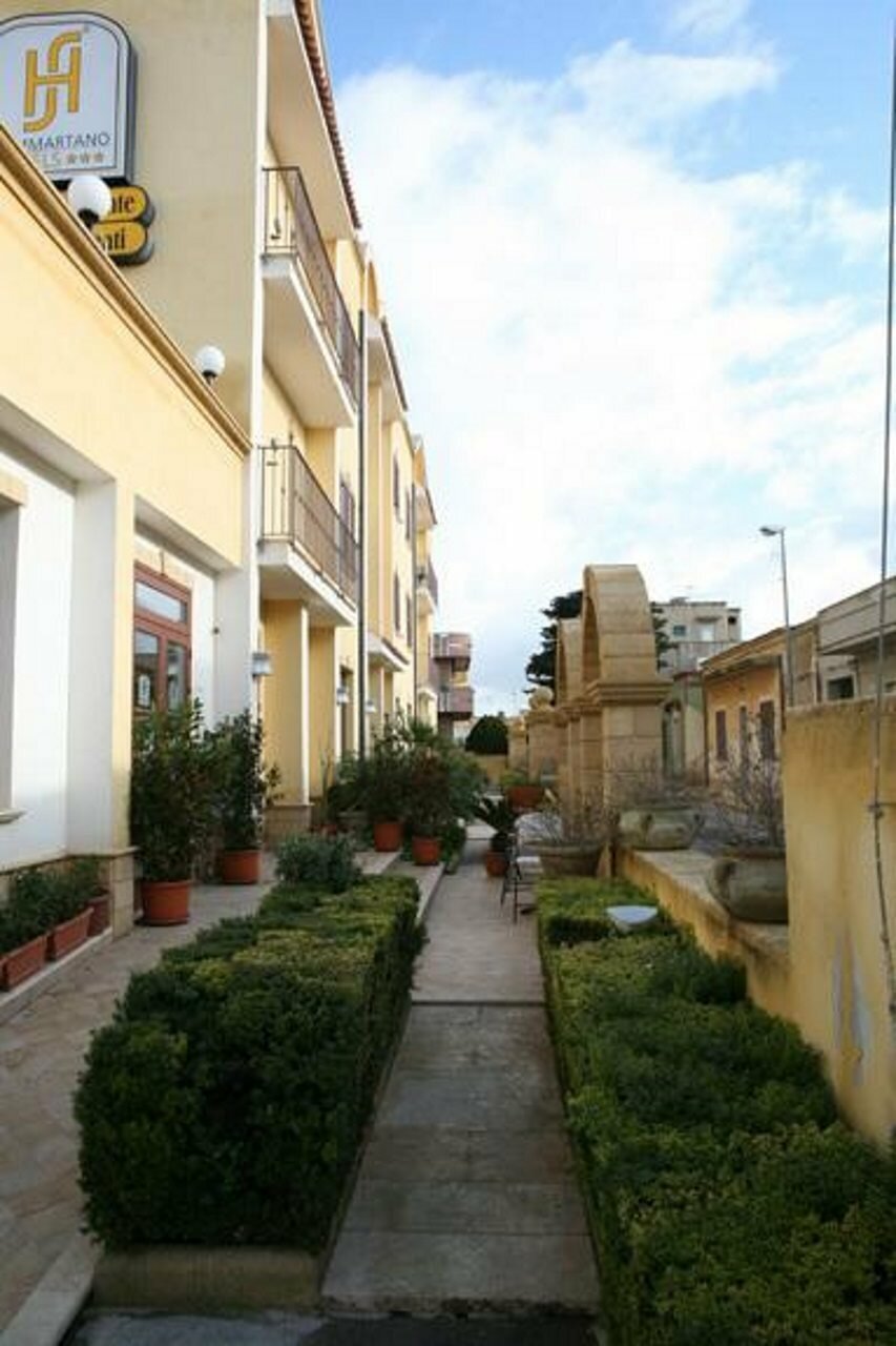 Фото Sammartano Hotel