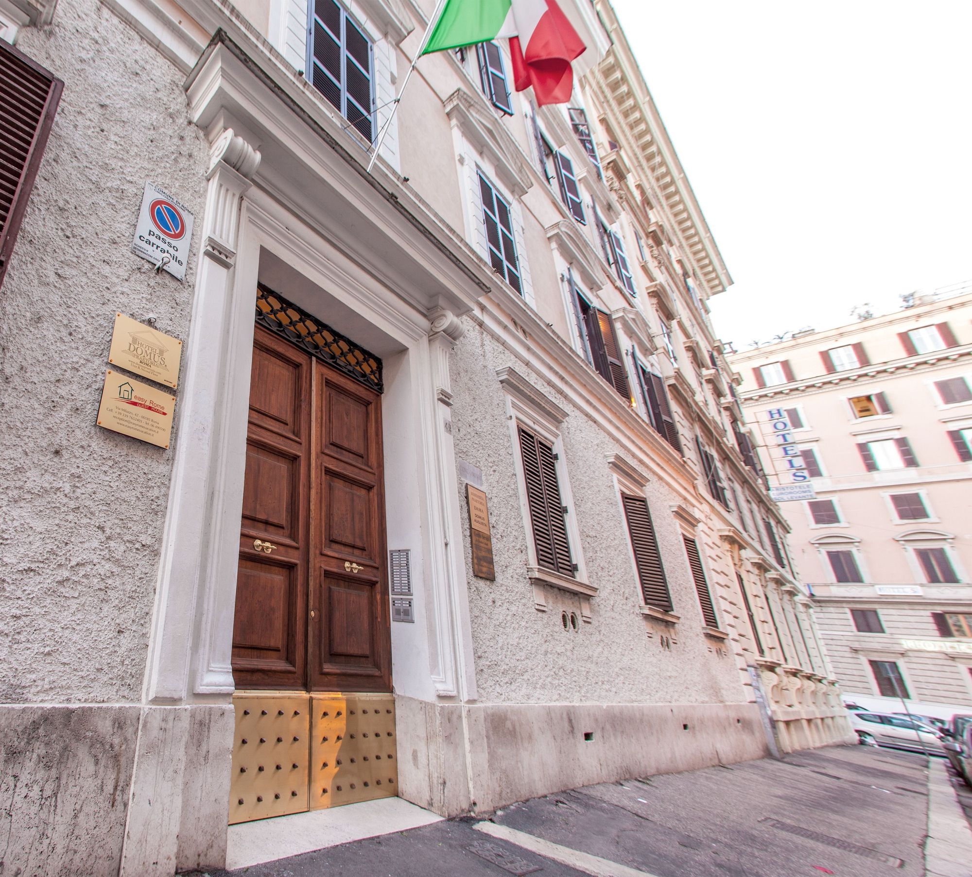 Фото отеля 3