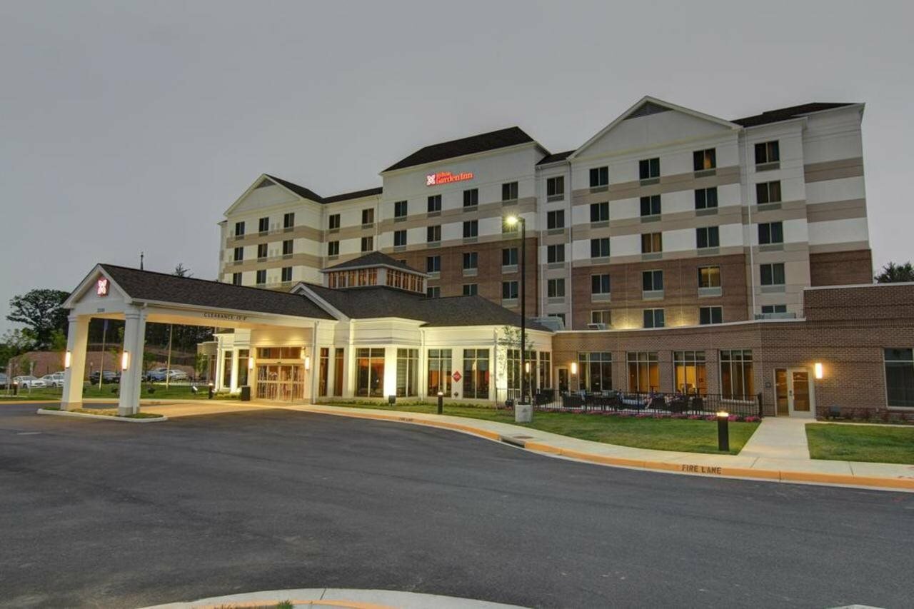 Фото Hilton Garden Inn Woodbridge