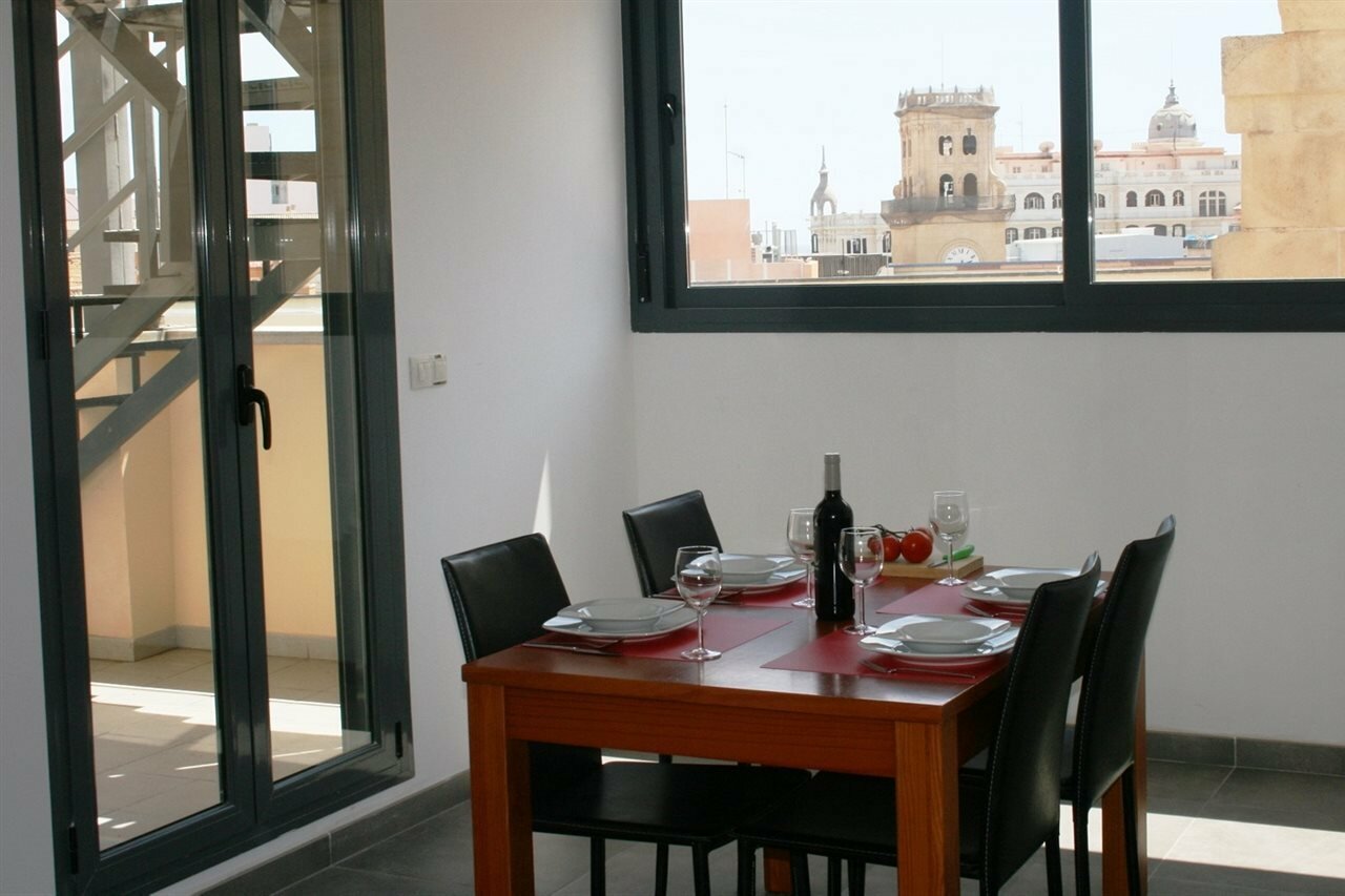 Фото Apartamento El Carmen by Be Alicante